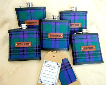 Groomsmen's flasks Spirit of Bannockburn