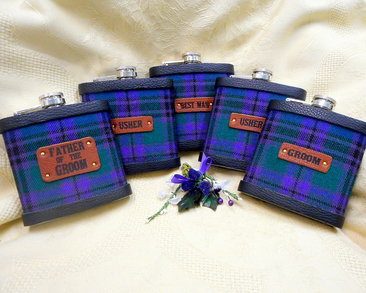 Spirit of Bannockburn tartan flasks