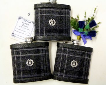 Highlan Granite tartan flasks with thisyle