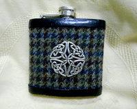 Harris-tweed-hip-flask-celtic-knot-groomsman-best-man-gift-scotland