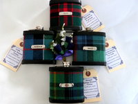 Custom tartan flasks with individual engraved names for Best Man, Father of Bride or groomsmen .Scottish luxury gift in sets of 3 - 6