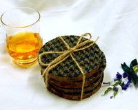 Wood slice Harris Tweed drinks coasters Green blue houndstooth unique handmade gift made in Scotland