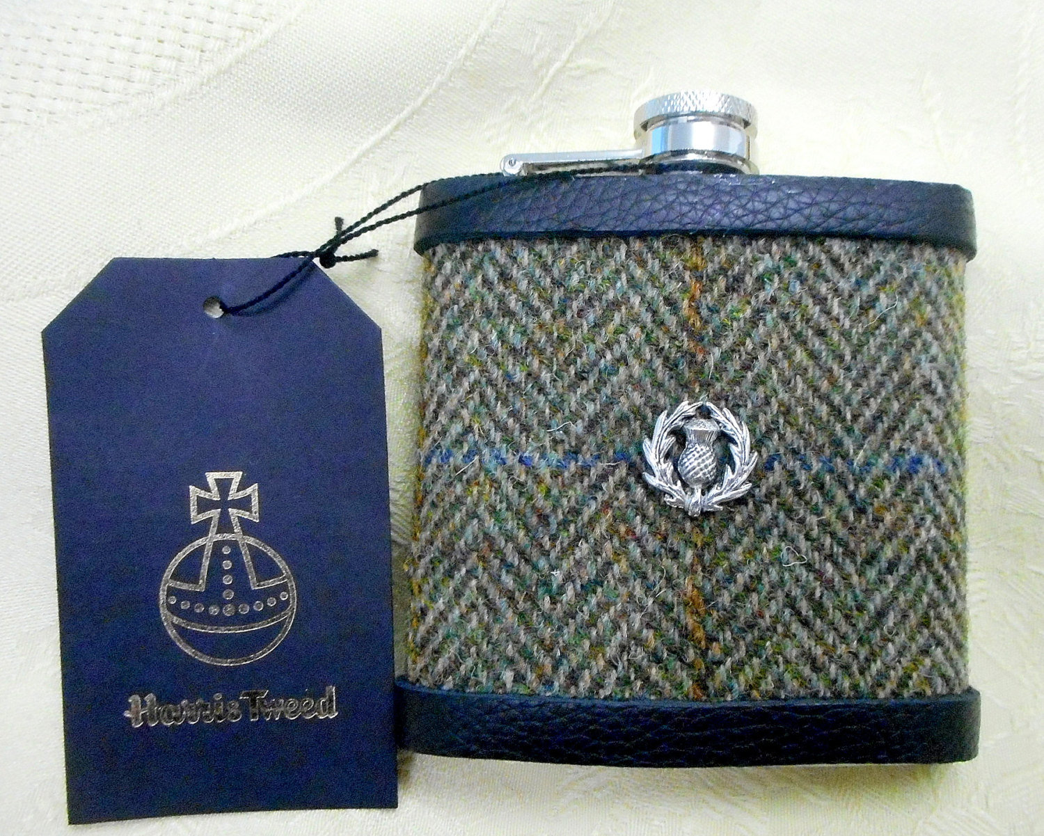 Harris-tweed-hip-flask-with-scottish-thistle