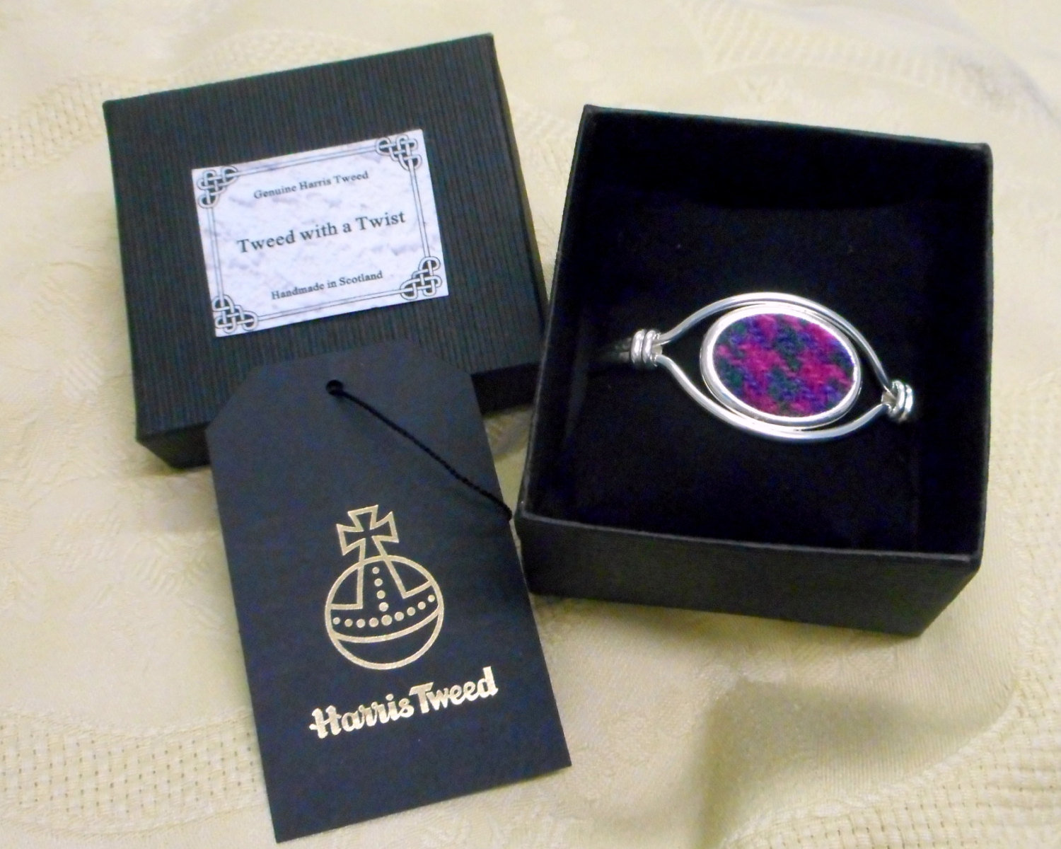 Harris-tweed-bangle-purple-pink-silver