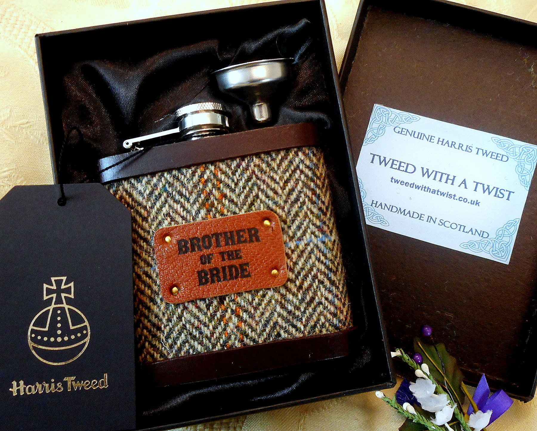 Brother-of-the-bride-gift-in-presentation-box-Tweed-with -a-twist-of-Scotland
