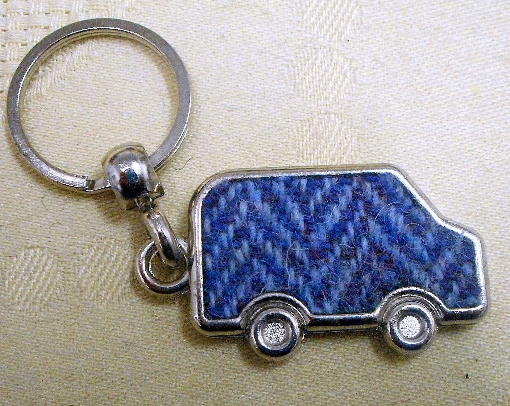 Harris Tweed key fob, keyring Car van or SUV  ideal small gift or Wedding favour  made in Scotland