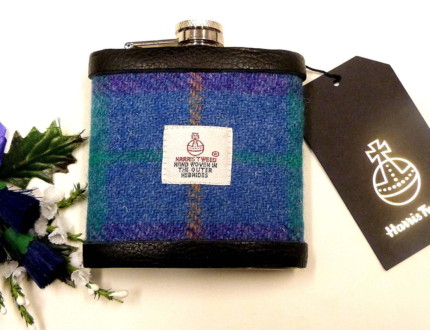 Harris-tweed-hip-flask-blue-and-purple-tweed-with-a-twist