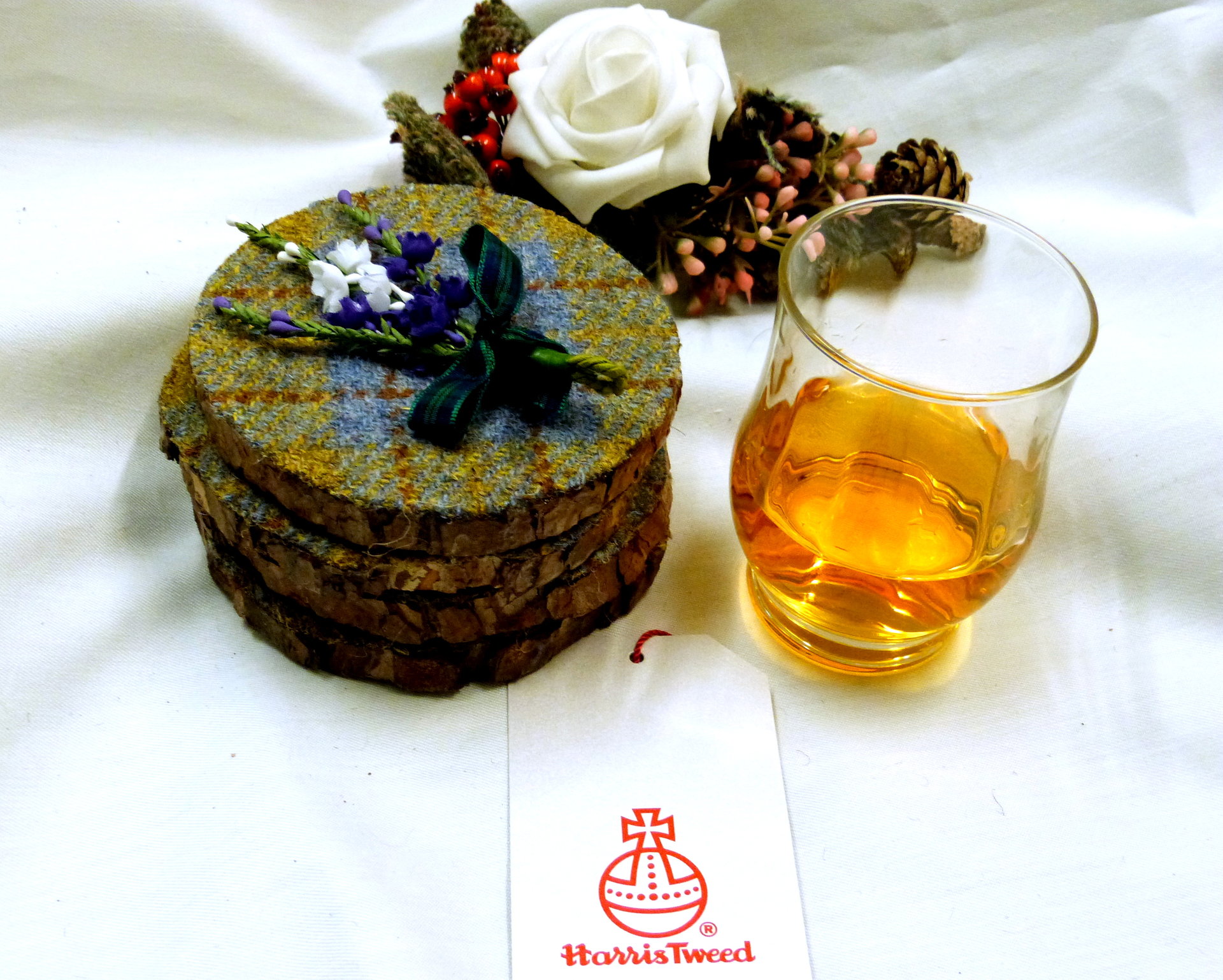 harris tweed-drinks -coasters-log-slice-wood-rustic