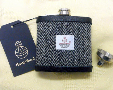 grey-harris-tweed-hip-flask-gift-for-men