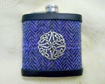 Harris-tweed-hip-flask-celtic-knot-purple-lgroomsman-gift-scotland-wedding