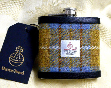 Harris-tweed-hip-flask-mustard-and-blue-boxed-gift-for-men
