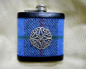 Harris-tweed-hip-flask-celtic-knot-groomsman-best-man-gift-scotland-wedding