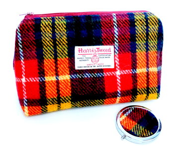 Buchanan- tartan-makeup-cosmetic-bag-pouch -Harris-tweed