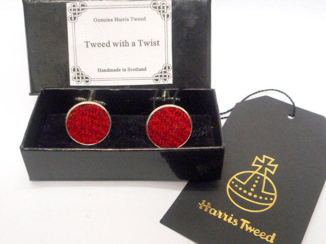 Red and burgundy Harris Tweed cuff links made in Scotland , round cufflinks  for weddings, Best Man or groomsman,  gift for men