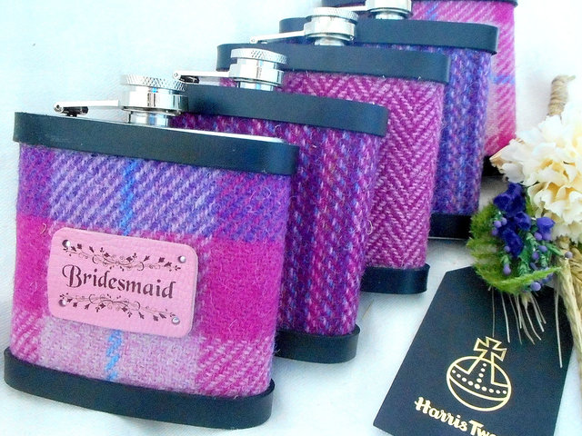 Bridesmaids-gifts-harris-tweed-hip-flasks-pink-personalised-quality-luxury