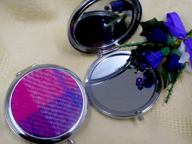 Harris-tweed-small-gift-compact-mirror-mothers-day-pink-and-purple