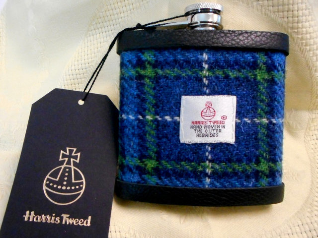 Harris-tweed-hip-flask-scottish-groomsmen-best-man-gift