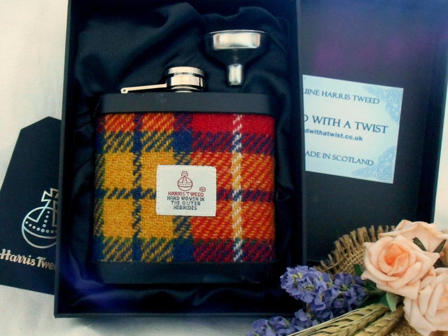 Buchanan-tartan-gift-harris-tweed-hip-flask-made-in-scotland