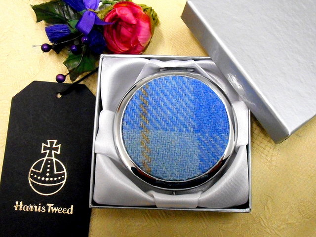 blue-harris-tweed-compact=mirror