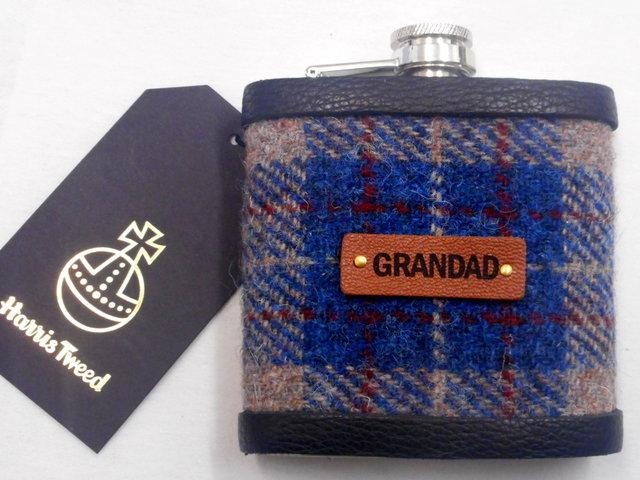 Gift-for-grandad-harris-tweed-hip-flask-made-in-scotland